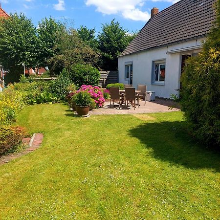 Luettje Warfthuus Villa Krummhörn Exterior foto